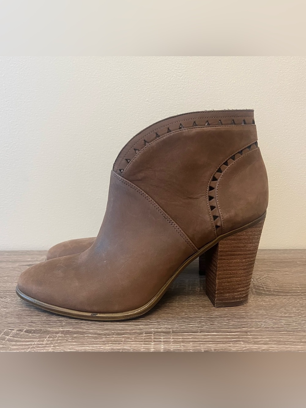 Vince Camuto Fritan Ankle Bootie Women's Size 10M Brown Boho Festival